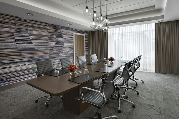 Hilton Garden Inn Toronto Airport