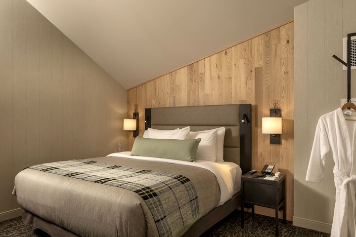Room 35 of 78