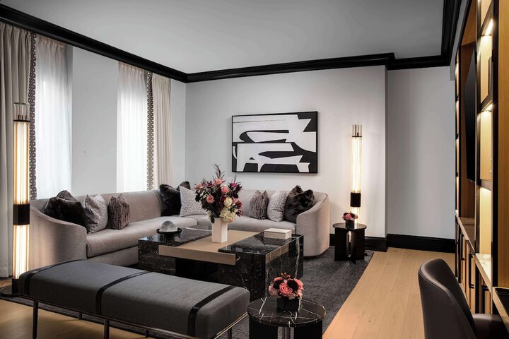 Room 46 of 213