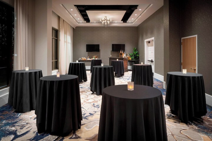 The Elizabeth Hotel Autograph Collection