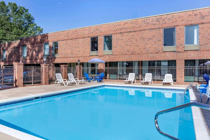 Pool 6 of 69