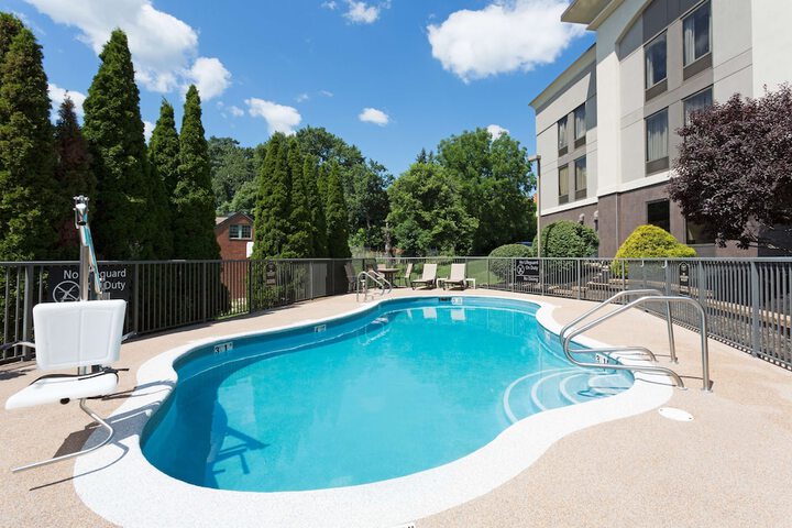 Hampton Inn Pittsburgh / West Mifflin