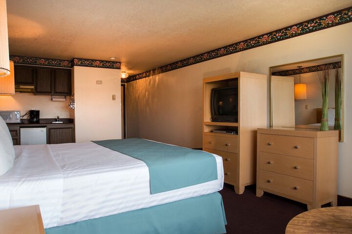 Hi-Tide Oceanfront Inn