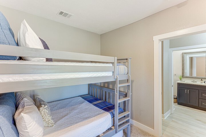 Charming Franklin Abode Near Sports Park & Fishing
