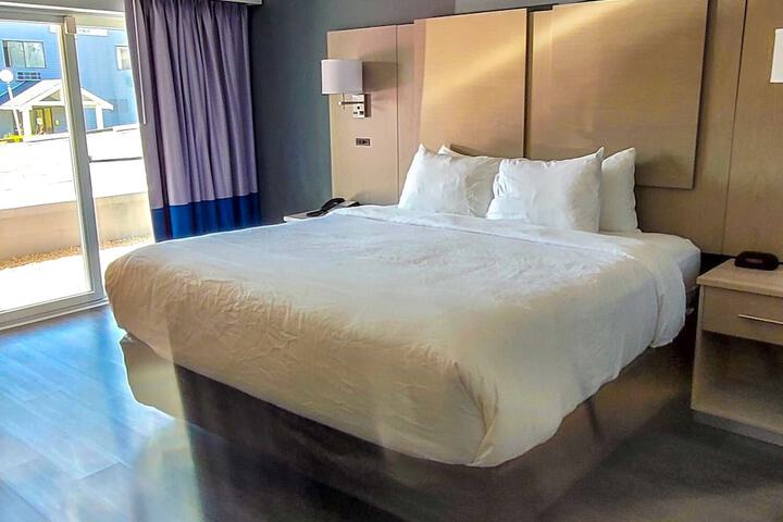 Comfort Inn Hyannis - Cape Cod