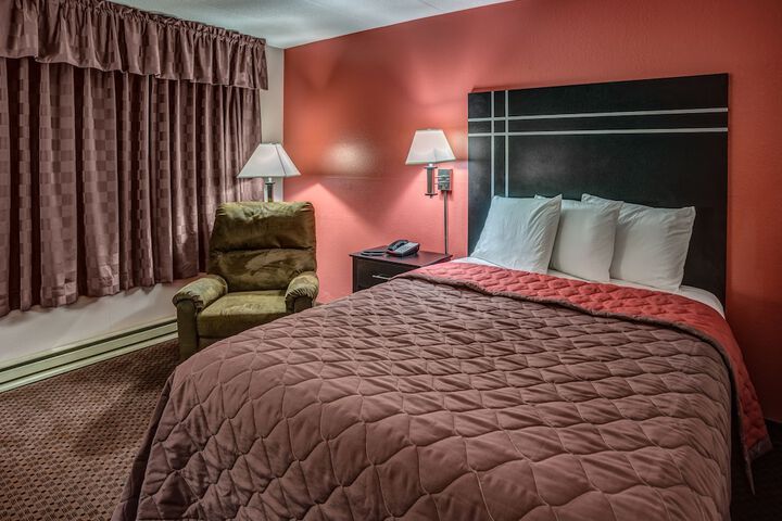 Room 14 of 39