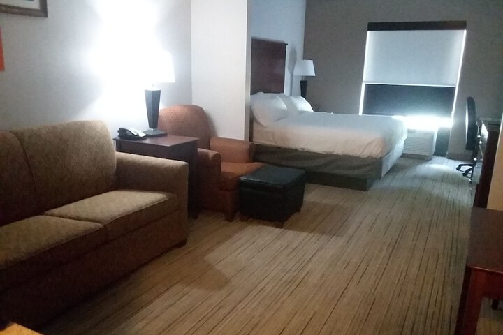 Room 13 of 57