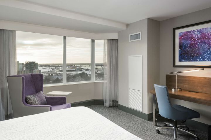 Room 30 of 64