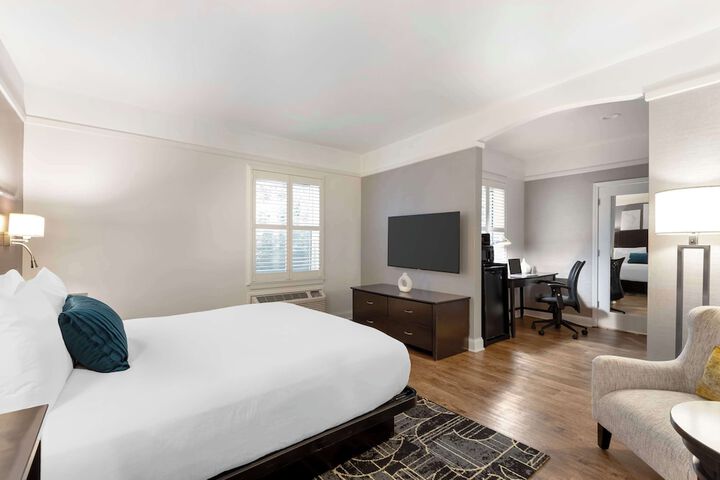 Room 65 of 70