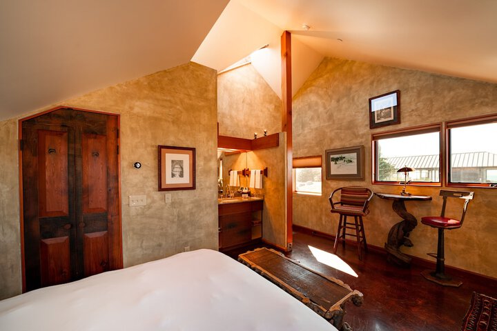 Room 32 of 58