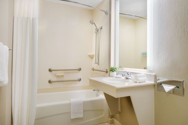 SpringHill Suites by Marriott Manchester-Boston Regional Airport