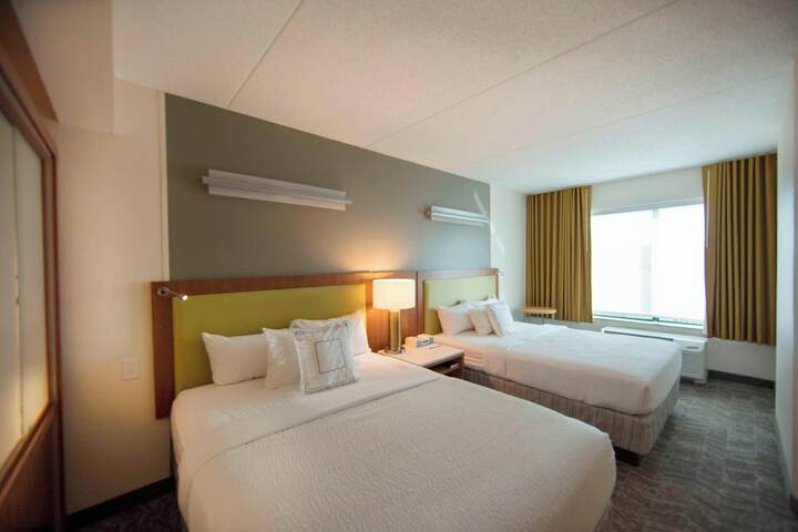 Room 20 of 38