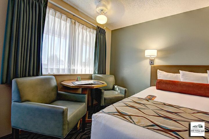 Super 8 by Wyndham Florence OR