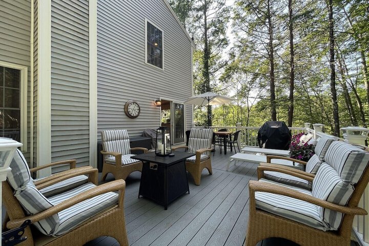 Harbor Hideaway
