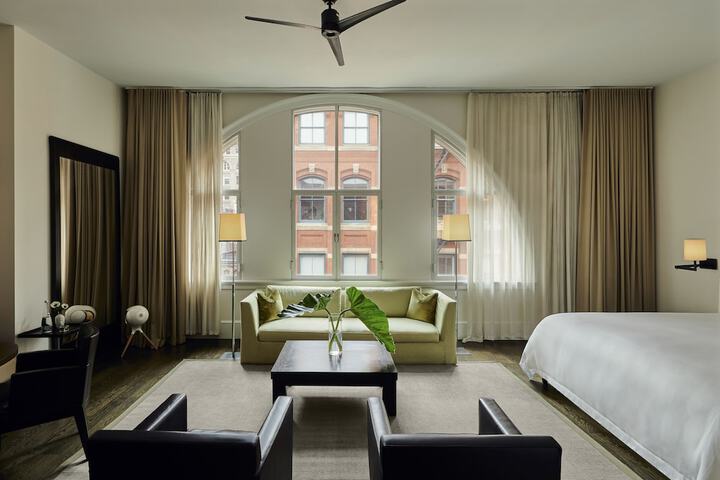 Room 20 of 32