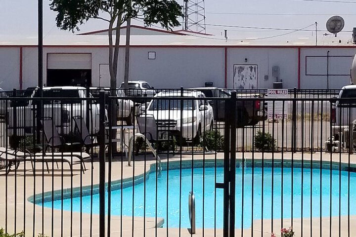 Pool 7 of 31