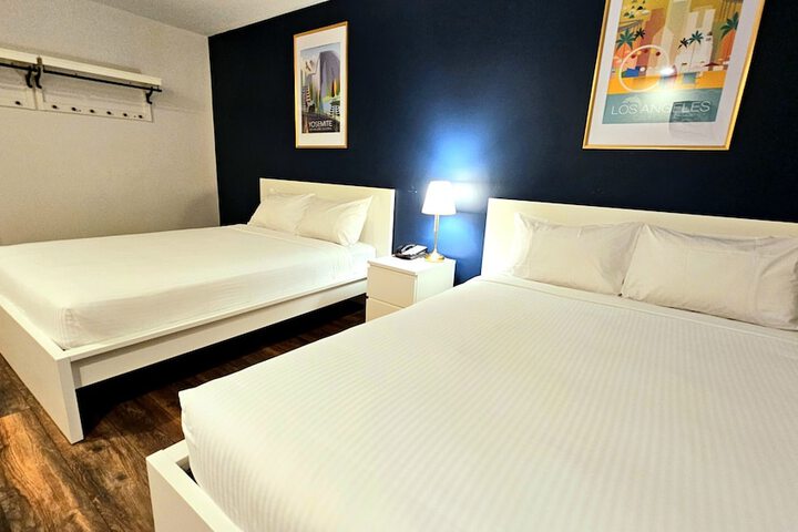 Cloud 9 Inn