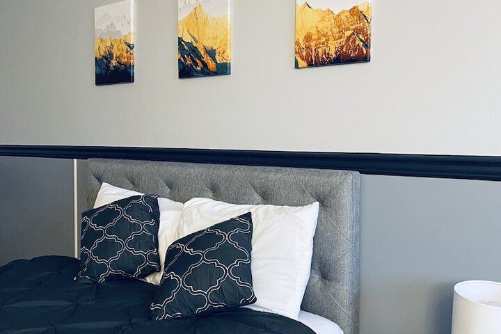 Room 16 of 60