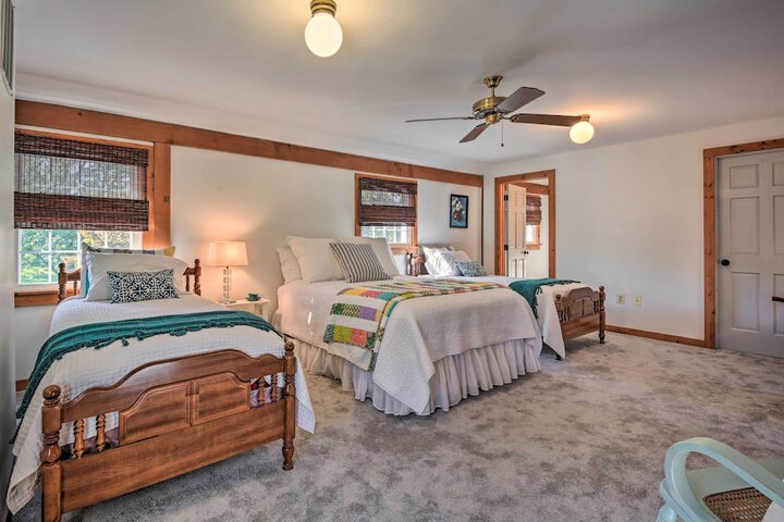 Lovettsville Cottage in Heart of Wine Country