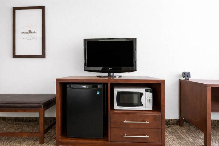 Comfort Suites Baymeadows Near Butler Blvd