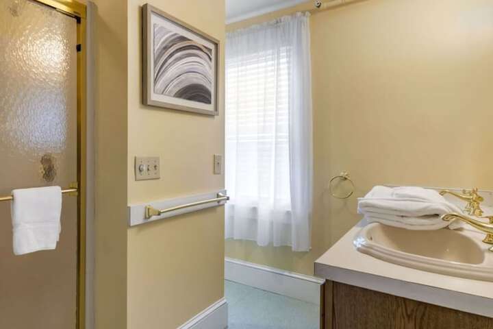 Room 82 of 134