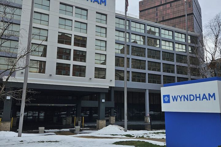 Wyndham Rochester Downtown