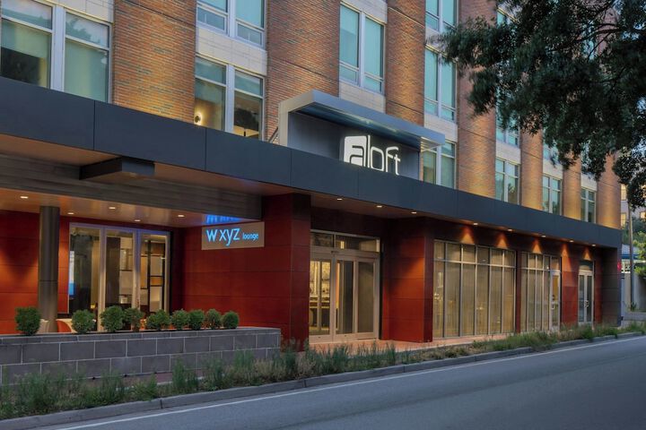 Aloft by Marriott Savannah Downtown Historic District
