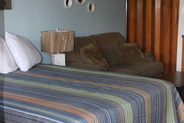 Room 15 of 29
