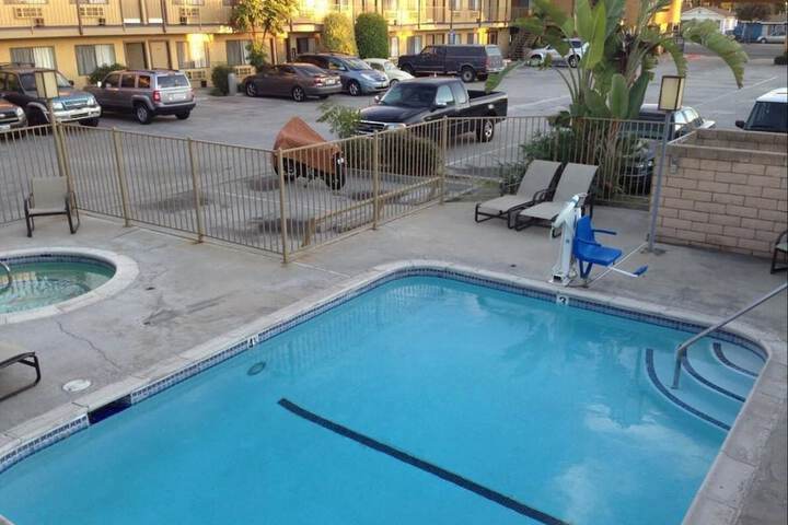 Pool 4 of 40