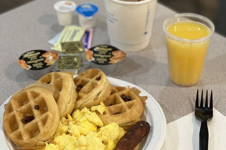 Breakfast/Coffee Service 38 of 45