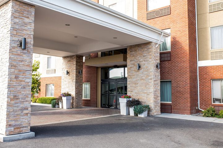 Hotel 3 of 57