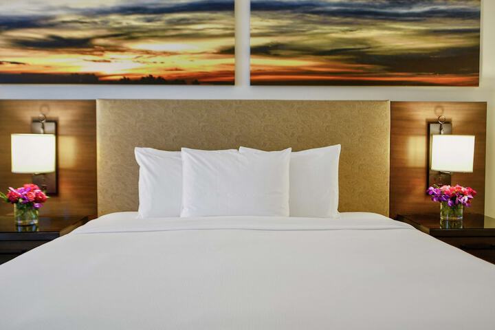 Room 50 of 91