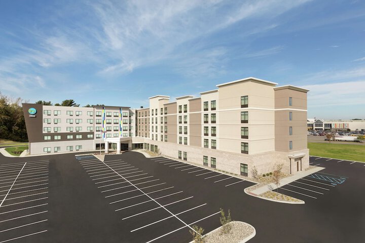 Hotel 4 of 48