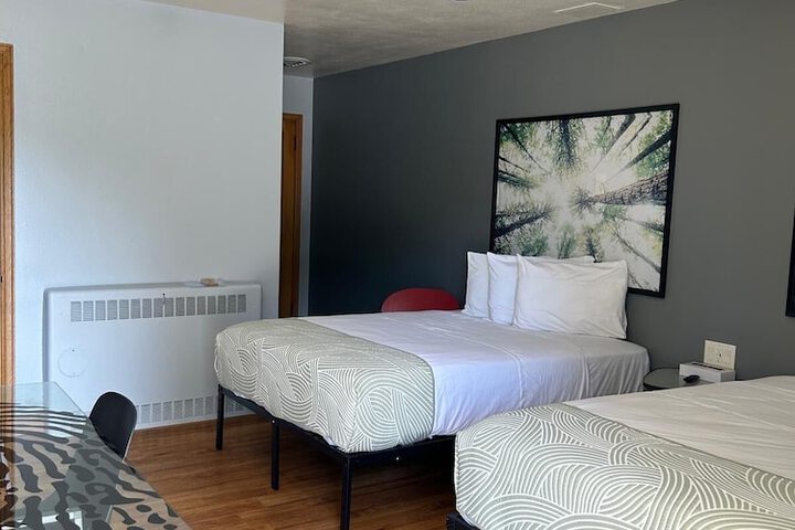 Room 13 of 24
