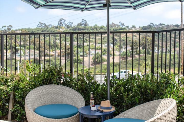 Sundeck 85 of 90
