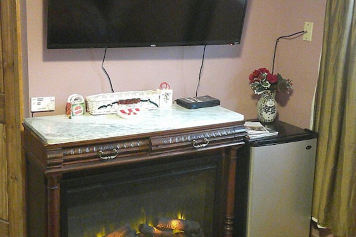 Room 105 of 154