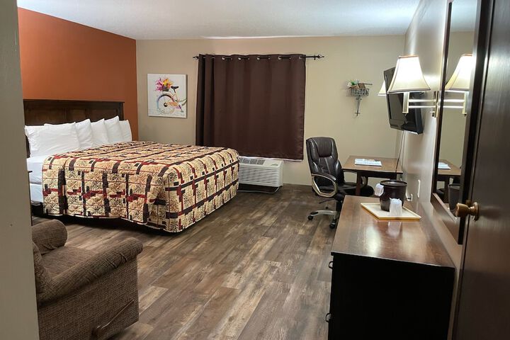 Southfork Motel and Grill