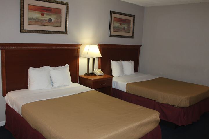 Room 2 of 9