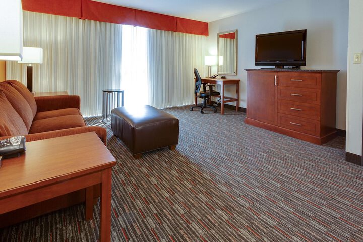 Room 25 of 46