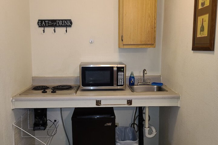Room 11 of 23