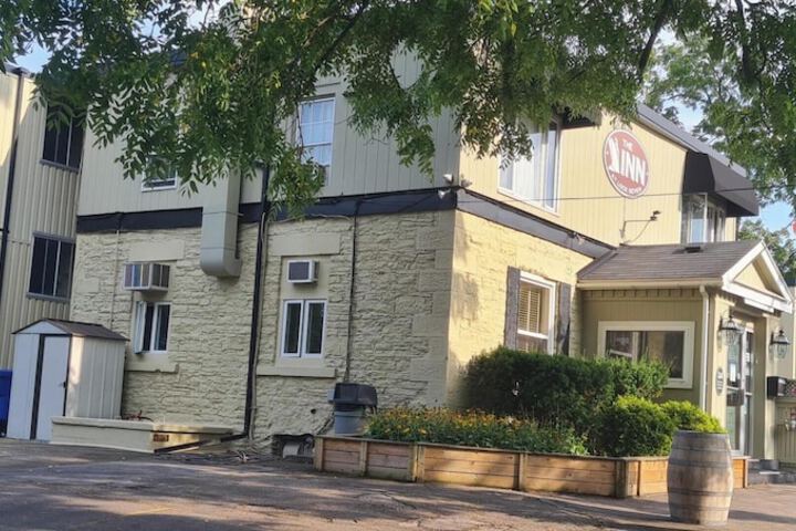 Hotel 10 of 46