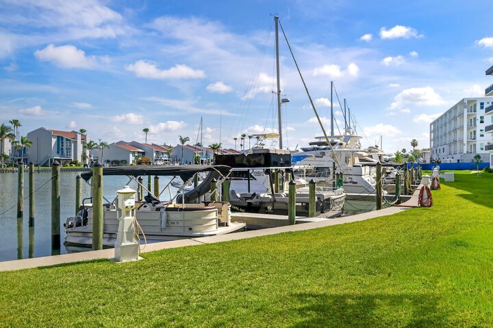 Cambria Hotel St. Petersburg-Madeira Beach Marina