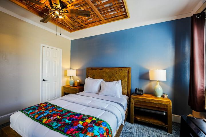 Room 15 of 60