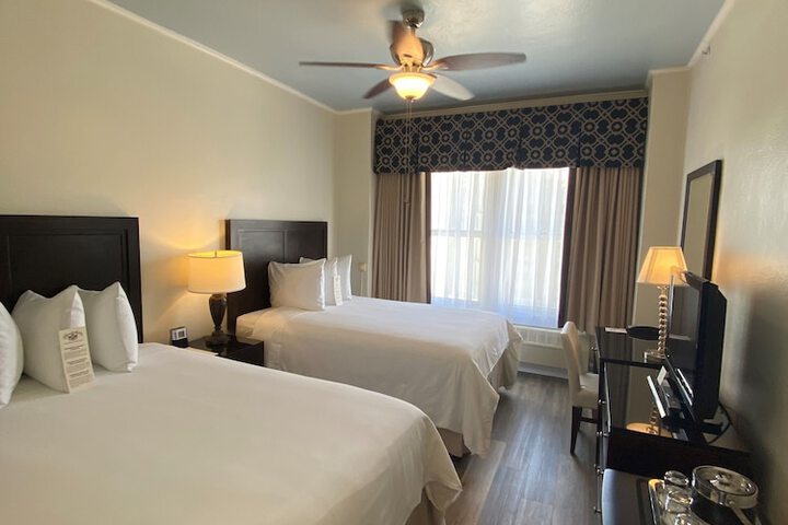 Room 14 of 37