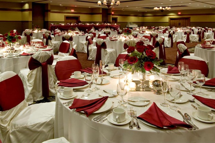 DoubleTree by Hilton Libertyville - Mundelein