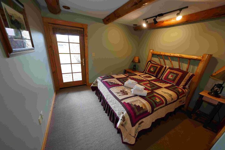 Room 116 of 241