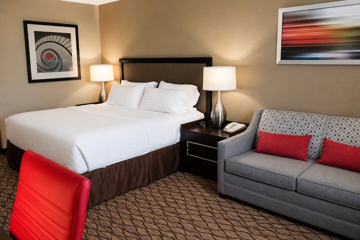 Alexandria Hotel & Conference Center