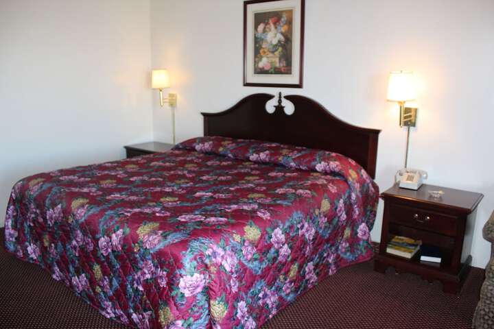 Room 28 of 37