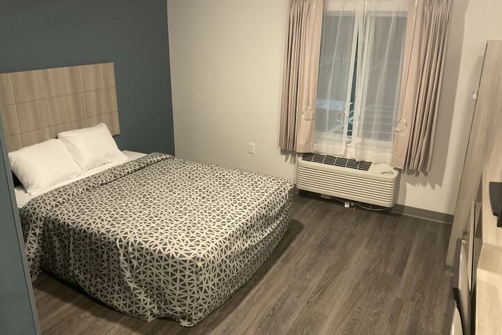 Room 26 of 50