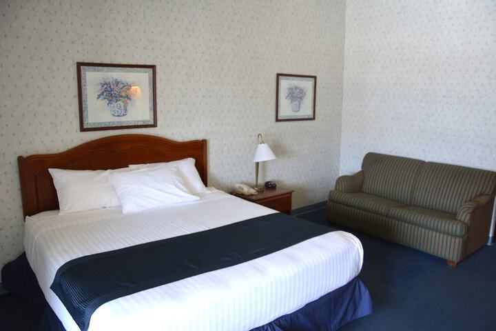 Room 15 of 51